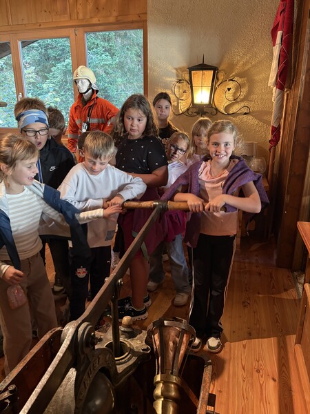 20250911 090911634 ios